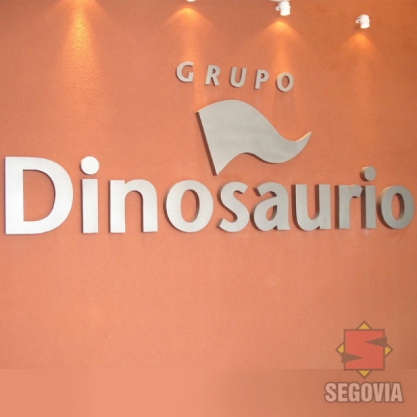 Dino Mall Letras Corpóreas