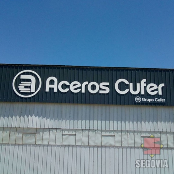 Letras de Acero