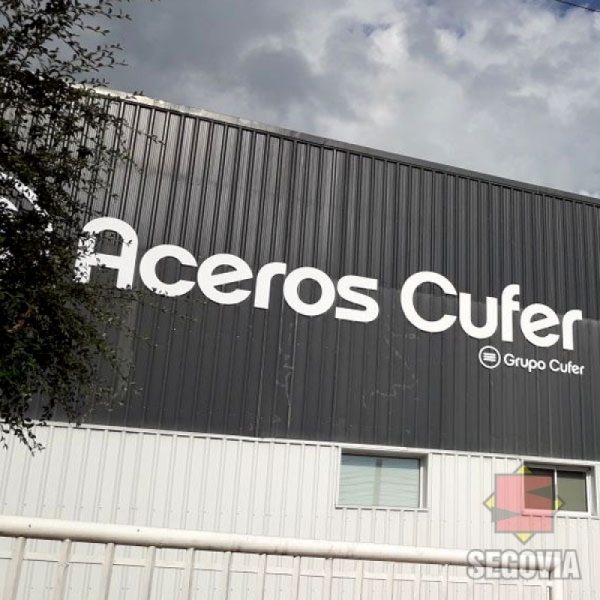 Letras de Acero