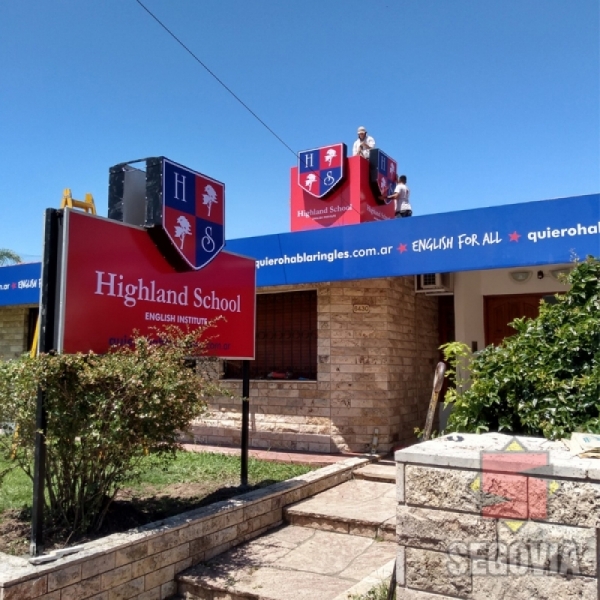 Ambientación de fachada - Highland School 